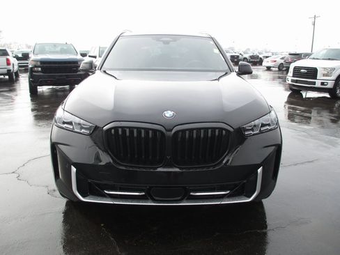 Used 2024 BMW X5 xDrive40i w/ Premium Package image 12