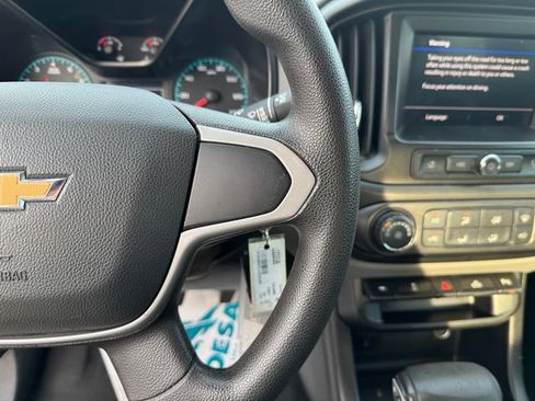 Used 2020 Chevrolet Colorado W/T w/ Custom Special Edition image 15