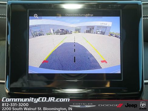 New 2025 Jeep Grand Cherokee Laredo X w/ Luxury Tech Group I image 14