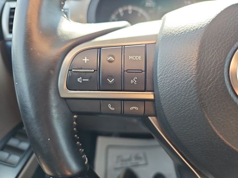 Used 2023 Lexus GX 460 Premium w/ Accessory Package AWD/4WD image 14