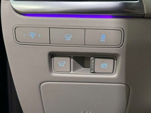 Used 2024 Hyundai Palisade Calligraphy image 43