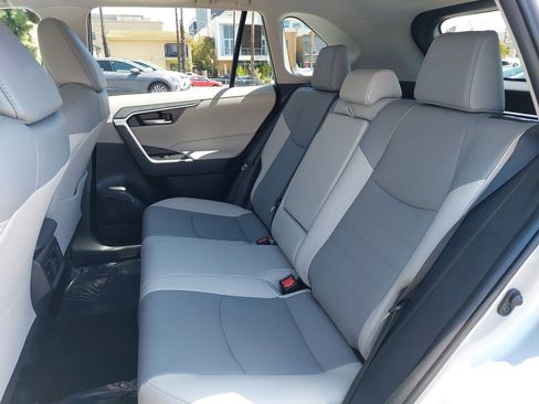 Used 2025 Toyota RAV4 XLE Premium FWD image 14