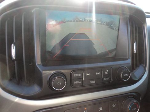 Used 2015 Chevrolet Colorado LT w/ LT Convenience Package image 11