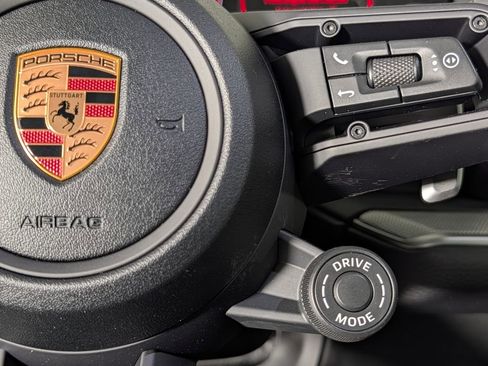 New 2026 Porsche Cayenne Coupe image 40