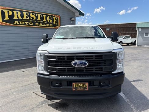 Used 2024 Ford F250 XL AWD/4WD image 3