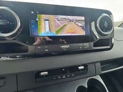 New 2026 Mercedes-Benz Sprinter 2500 image 10