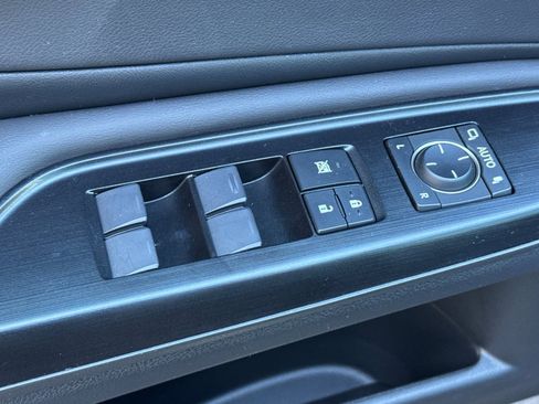 Used 2020 Lexus ES 300h w/ Premium Package image 17