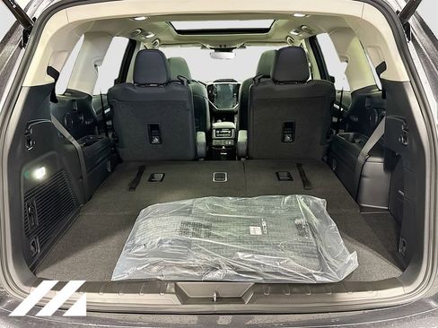 New 2026 Subaru Ascent Limited AWD/4WD image 28