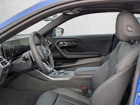 Used 2025 BMW 230i xDrive Coupe w/ M Sport Package image 4