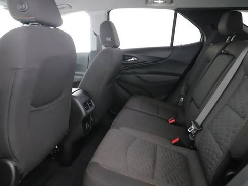 Used 2021 Chevrolet Equinox LT FWD image 26
