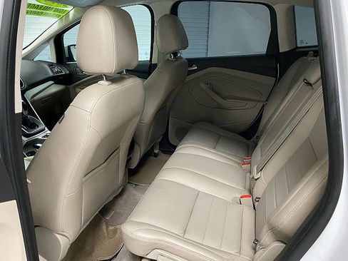 Used 2014 Ford C-MAX Energi SEL image 16