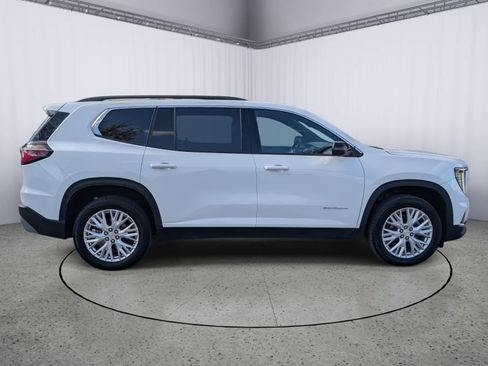Certified 2024 GMC Acadia Elevation image 2