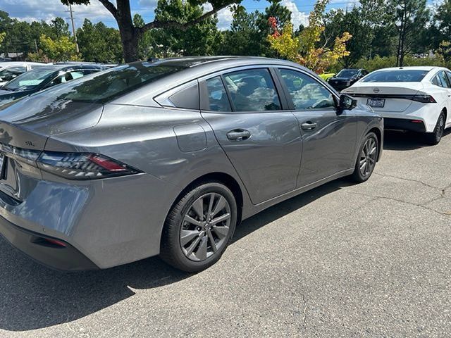 Used 2026 Nissan Sentra SL w/ Floor Mat Package FWD image 3