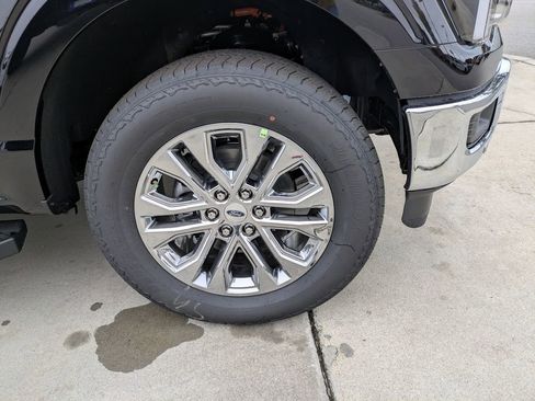 New 2025 Ford F150 Lariat w/ Equipment Group 502A High image 11