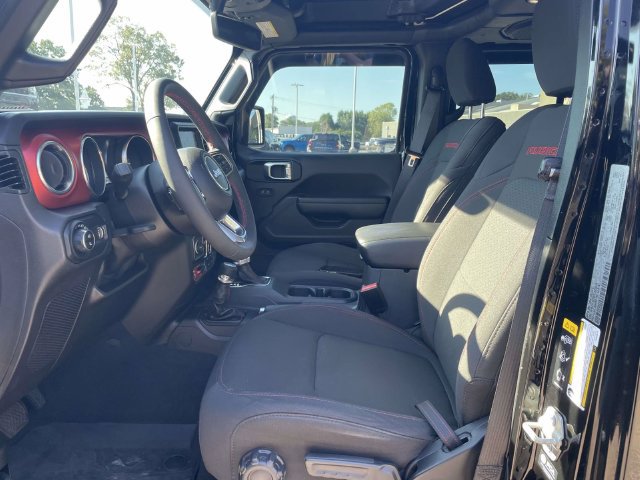 Used 2023 Jeep Gladiator Rubicon w/ LED Lighting Group AWD/4WD image 15