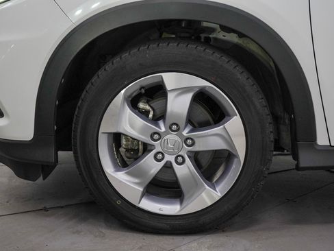 Used 2020 Honda HR-V LX image 28
