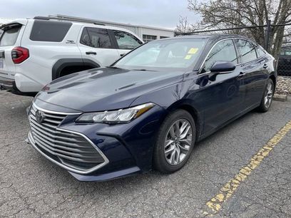 Used 2022 Toyota Avalon XLE w/ Moonroof Package