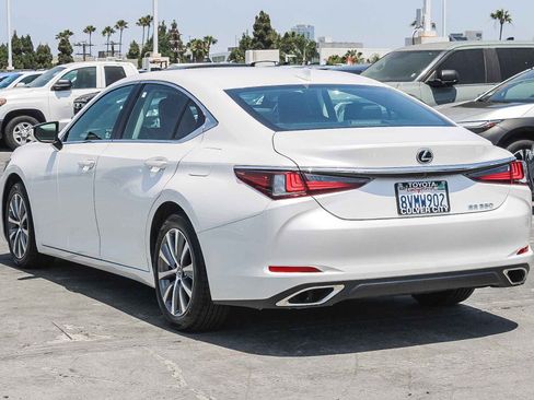 Used 2021 Lexus ES 350 w/ Accessory Package FWD image 7