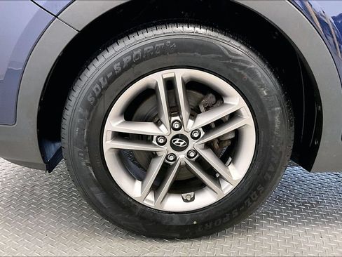 Used 2017 Hyundai Santa Fe Sport FWD image 8