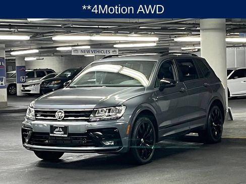 Certified 2021 Volkswagen Tiguan SE R-Line AWD/4WD image 3