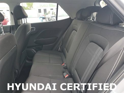 Certified 2025 Hyundai Venue SEL image 10