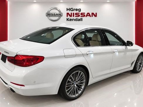 Used 2019 BMW 530i w/ Convenience Package RWD image 6
