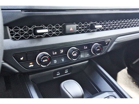 Used 2025 Honda Accord SE image 28
