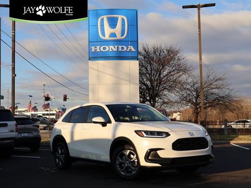 New 2026 Honda HR-V LX image 1