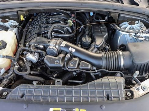 Used 2022 Jeep Grand Cherokee L Laredo w/ Luxury Tech Group I image 29