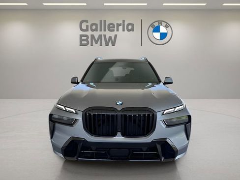 Used 2026 BMW X7 xDrive40i w/ M Sport Package image 5