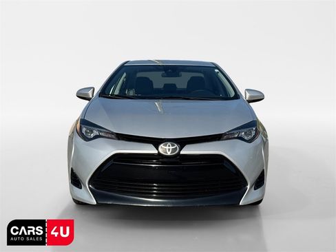 Used 2017 Toyota Corolla LE image 2