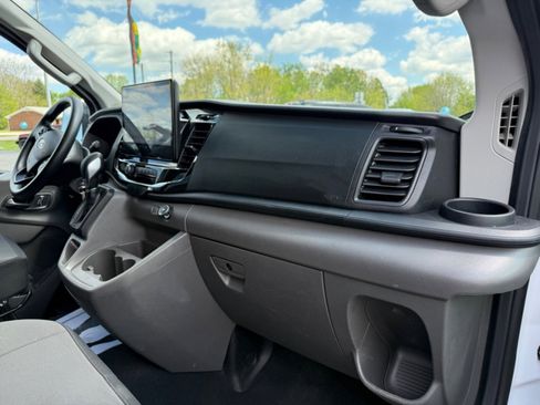 Used 2023 Ford Transit 350 XLT RWD image 12