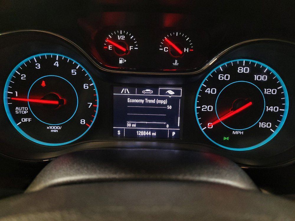 Used 2017 Chevrolet Cruze LT FWD image 23