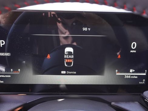 Used 2025 Nissan Kicks SR FWD image 20