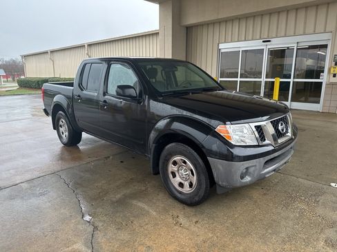 Used 2019 Nissan Frontier S image 11