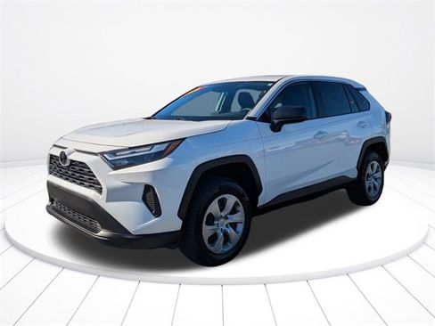 Used 2023 Toyota RAV4 LE image 18