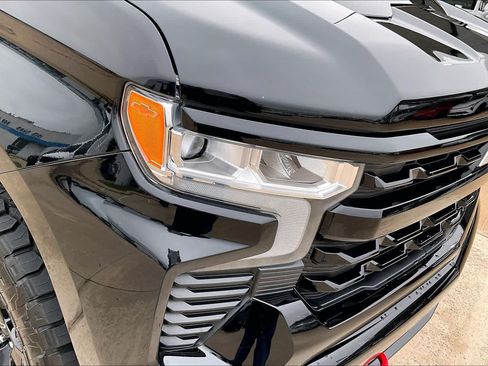 Used 2023 Chevrolet Silverado 1500 LT Trail Boss w/ LT Trail Boss Premium Package AWD/4WD image 27