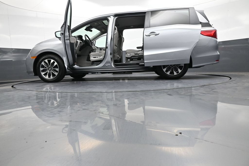 Certified 2024 Honda Odyssey EX-L image 52