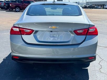 Used 2023 Chevrolet Malibu LT