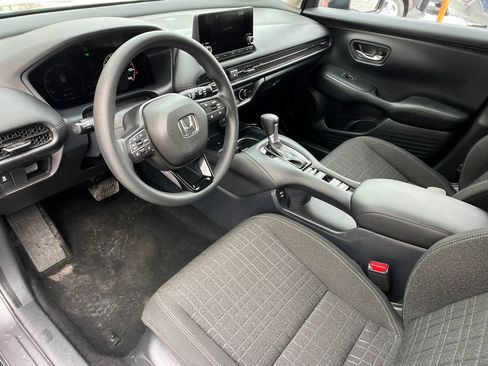 Used 2024 Honda HR-V LX image 10