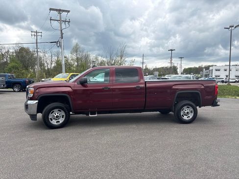 Used 2016 GMC Sierra 2500 2WD Crew Cab w/ Sierra Convenience Package image 4