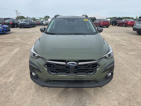 Used 2024 Subaru Crosstrek 2.5i Limited AWD/4WD image 10
