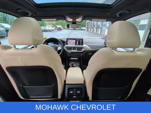 Used 2024 BMW X3 xDrive30i w/ Premium Package AWD/4WD image 21