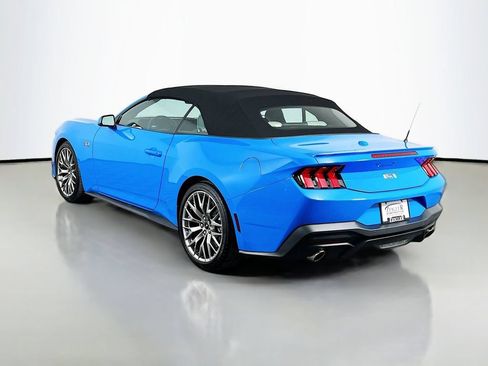 Used 2025 Ford Mustang GT Premium RWD image 7