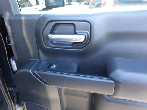 Used 2023 Chevrolet Silverado 1500 Custom image 23