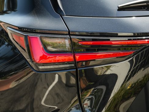 Used 2025 Lexus NX 350h AWD w/ Cold Area Package image 8