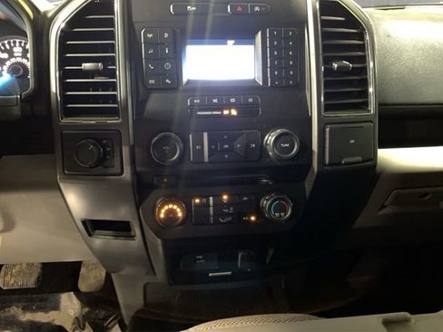 Used 2018 Ford F150 XLT image 10
