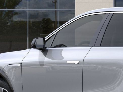 New 2025 Cadillac Lyriq Luxury image 12