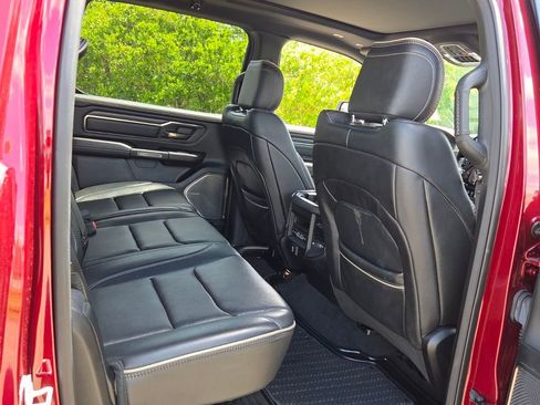 Used 2019 RAM 1500 Limited AWD/4WD image 12