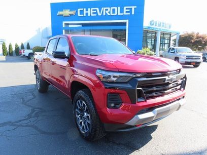 Used 2023 Chevrolet Colorado Z71 w/ Z71 Convenience Package 2